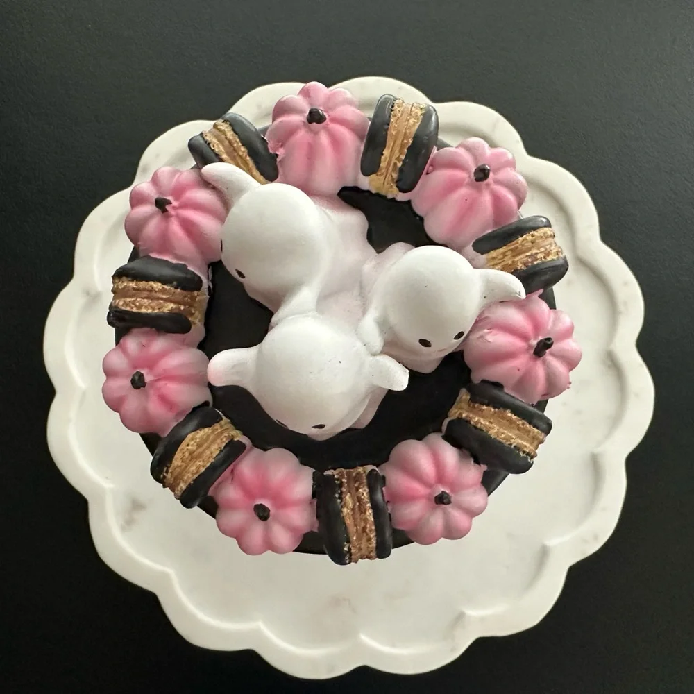 Elegant Halloween Drip Cake Stand